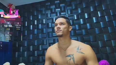 Snapshot of roy_barney chatting on October 12, 2025, 7:57 pm ANTONIO online show from October 12, 2025, 7:57 pm