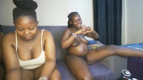 royal_charm online show from March 10, 2026, 9:31 pm