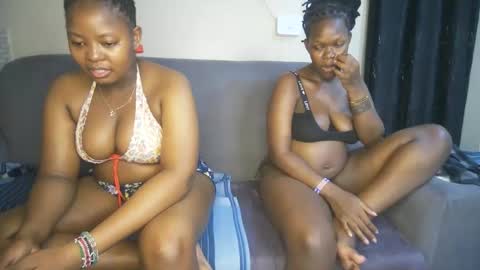 royal_charm online show from March 13, 2026, 2:07 am