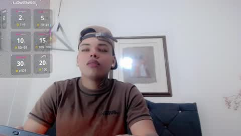 royal_xx online show from March 17, 2026, 9:18 pm