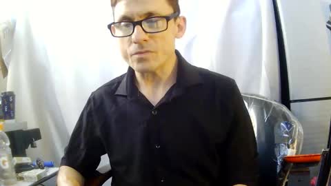 Snapshot of royalblueboy chatting on June 5, 2026, 12:28 am royalblueboy online show from June 5, 2026, 12:28 am