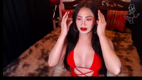 Snapshot of royalmaitresse chatting on July 14, 2026, 5:01 am EVA online show from July 14, 2026, 5:01 am