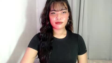 royaltymarcela6969 online show from March 9, 2026, 4:33 pm