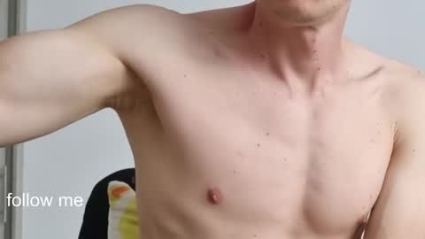 Snapshot of royyourtoy chatting on March 3, 2026, 3:07 pm Roy online show from March 3, 2026, 3:07 pm