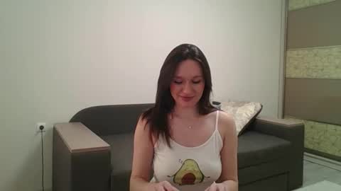Roza05x online show from April 22, 2026, 10:28 am