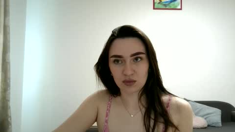 Snapshot of roza05x chatting on May 13, 2026, 10:12 am Roza05x online show from May 13, 2026, 10:12 am