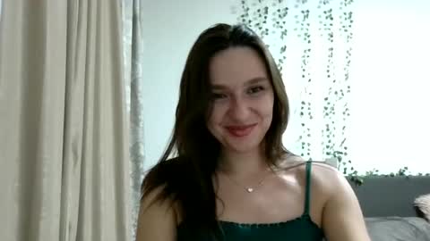 Snapshot of roza05x chatting on July 4, 2026, 7:53 pm Roza05x online show from July 4, 2026, 7:53 pm