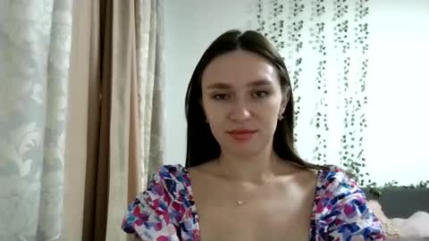 Snapshot of roza05x chatting on July 7, 2026, 2:32 pm Roza05x online show from July 7, 2026, 2:32 pm