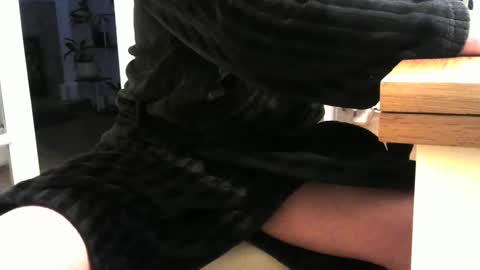 Snapshot of rsindie2 chatting on December 5, 2024, 8:00 am rsindie2 online show from December 5, 2024, 8:00 am