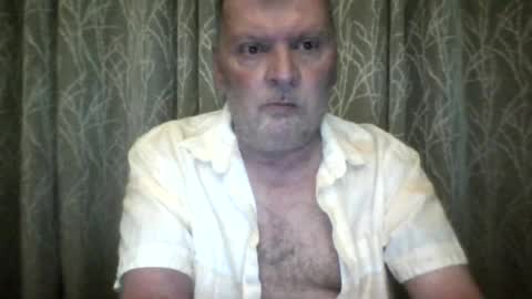 Snapshot of rsl1963 chatting on July 7, 2026, 8:29 am rsl1963 online show from July 7, 2026, 8:29 am