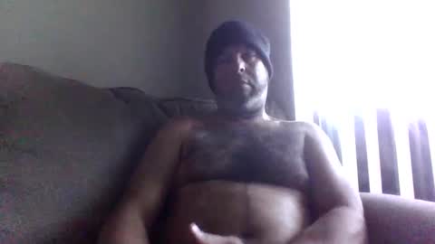 rubbingoneout714 online show from December 11, 2024, 11:00 pm