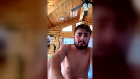 rubenzaragosa09 online show from July 29, 2026, 11:03 pm