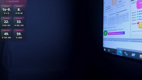 Snapshot of rubi_foox chatting on December 13, 2025, 9:42 pm Karol michell online show from December 13, 2025, 9:42 pm