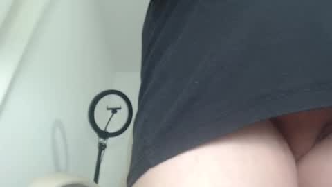 Snapshot of rubi_halliwey chatting on March 1, 2025, 11:17 am Rubi online show from March 1, 2025, 11:17 am