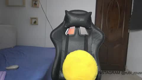 Snapshot of rubi_rouss chatting on October 20, 2025, 11:10 am rubi rouss instagran and X or tw FAV VIBES11 9 33 101 moan and explode my balls online show from October 20, 2025, 11:10 am