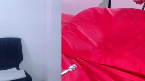 Snapshot of rubidaniells_ chatting on February 6, 2025, 3:06 am Daniells online show from February 6, 2025, 3:06 am