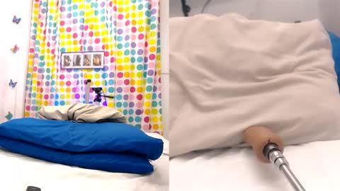 Snapshot of rubidaniells_ chatting on March 7, 2025, 11:29 am Daniells online show from March 7, 2025, 11:29 am