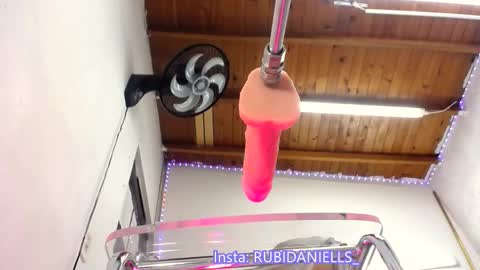 Snapshot of rubidaniells_ chatting on October 16, 2025, 11:44 am Daniells online show from October 16, 2025, 11:44 am