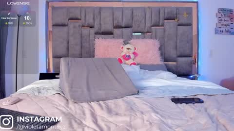 Snapshot of rubioberli chatting on February 4, 2025, 8:13 am RubiOberli 9 INCH Guys my blue page is available now online show from February 4, 2025, 8:13 am