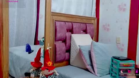 RubiQueens online show from July 27, 2026, 12:12 pm