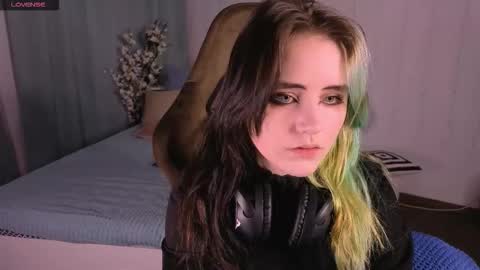 Ilona online show from March 17, 2026, 8:45 pm