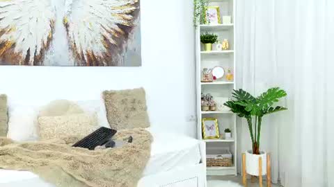 Ruby Luxe online show from July 31, 2026, 5:18 am