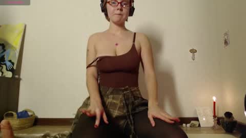 rubylynxxx online show from February 1, 2026, 4:38 pm