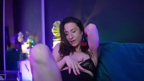  Ruby  online show from November 6, 2025, 11:48 pm