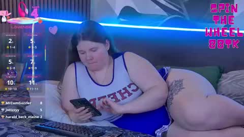 Snapshot of rubyvalen chatting on February 18, 2025, 5:20 am Ruby online show from February 18, 2025, 5:20 am