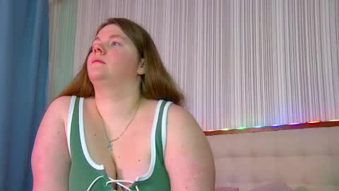 Snapshot of rubyvalen chatting on May 13, 2026, 1:25 am Ruby online show from May 13, 2026, 1:25 am