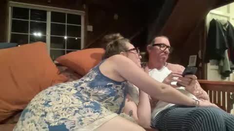 rubywavesback online show from May 1, 2026, 8:52 am