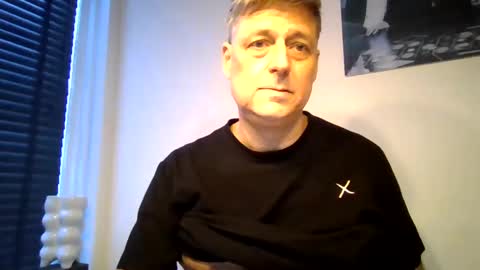 Snapshot of rudeski chatting on February 27, 2025, 4:10 pm rudeski online show from February 27, 2025, 4:10 pm