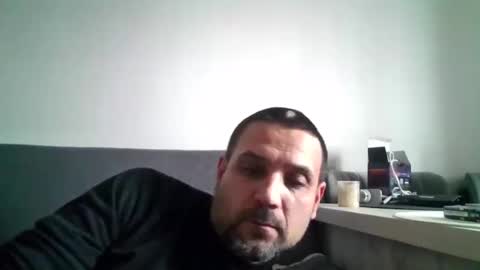 Snapshot of rul3ssuck chatting on February 20, 2025, 8:17 am rul3ssuck online show from February 20, 2025, 8:17 am