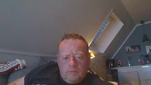 Snapshot of runepetter chatting on May 16, 2026, 7:34 pm bignorwegian online show from May 16, 2026, 7:34 pm