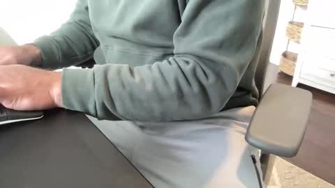 Snapshot of rungriff2323 chatting on November 10, 2025, 6:40 pm rungriff2323 online show from November 10, 2025, 6:40 pm