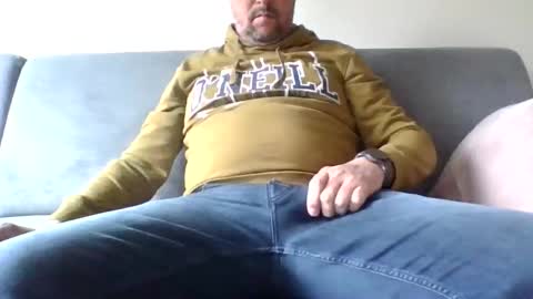 Snapshot of runner_1978 chatting on March 25, 2026, 8:31 am runner_1978 online show from March 25, 2026, 8:31 am