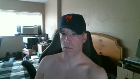 rustic_cuse_777 online show from October 25, 2025, 2:24 pm