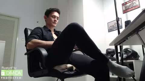 MillionDollarGuy online show from February 27, 2025, 9:43 am