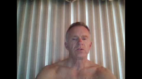 Snapshot of rustyva chatting on March 5, 2026, 1:40 pm rustyva online show from March 5, 2026, 1:40 pm