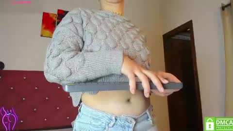 Snapshot of ruth_harvey chatting on June 9, 2026, 12:39 pm Ruth online show from June 9, 2026, 12:39 pm