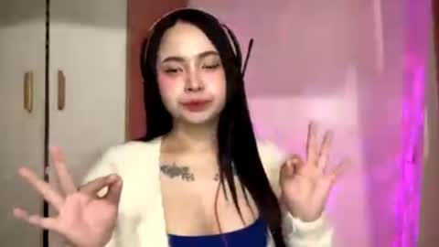 Anna online show from April 11, 2026, 2:10 pm