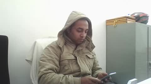 rwb17 online show from January 11, 2025, 9:36 am