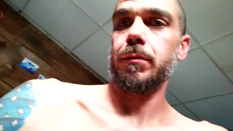 ryan198650 online show from June 6, 2026, 1:32 am
