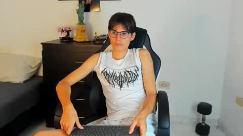 Snapshot of ryan_bronw chatting on May 28, 2026, 5:16 am Nathan online show from May 28, 2026, 5:16 am