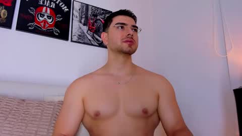 Ryan  online show from December 23, 2025, 5:05 am