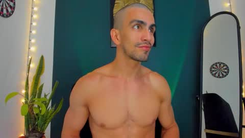 Snapshot of ryan_doyle chatting on September 28, 2025, 9:25 am Ryan independent model online show from September 28, 2025, 9:25 am