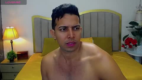 Snapshot of ryan_nesson chatting on September 9, 2025, 1:32 pm Ryan online show from September 9, 2025, 1:32 pm