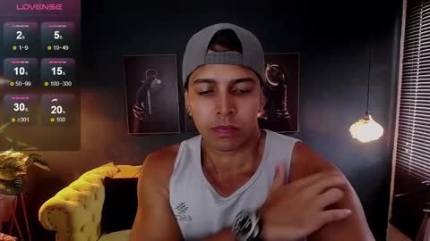 Ryan online show from December 5, 2025, 7:21 pm