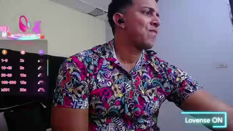 Snapshot of ryan_nesson chatting on June 29, 2026, 7:14 pm Ryan online show from June 29, 2026, 7:14 pm