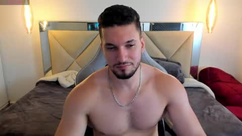Snapshot of ryan_ward79 chatting on May 25, 2026, 3:29 pm Ryan online show from May 25, 2026, 3:29 pm
